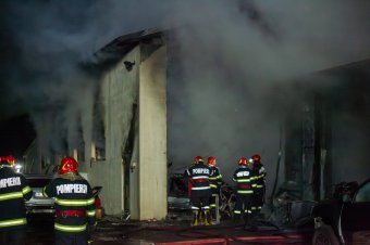 Segíthetjük a leégett autószerelő műhely tulajdonosát az újrakezdésben