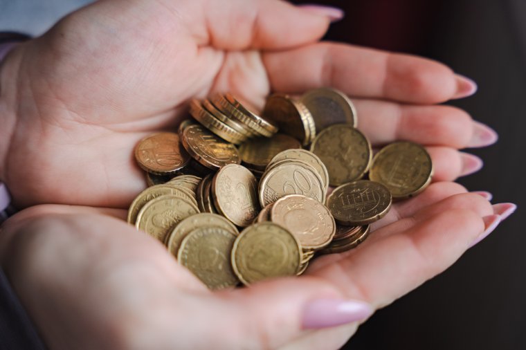 Láttuk jönni, amit eddig még nem láttunk: 5,2 lej fölött az euró