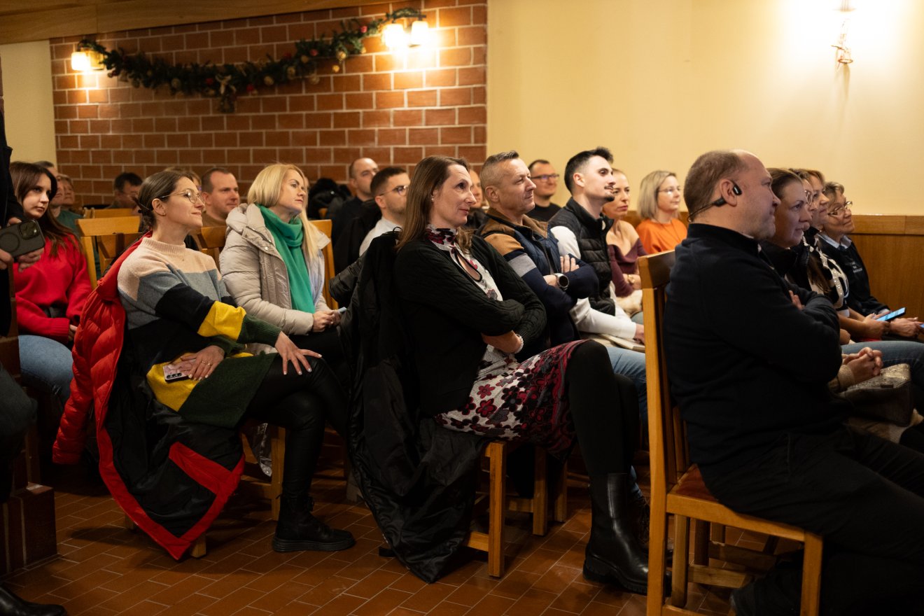 &bullet;  Fotó: Olti Angyalka