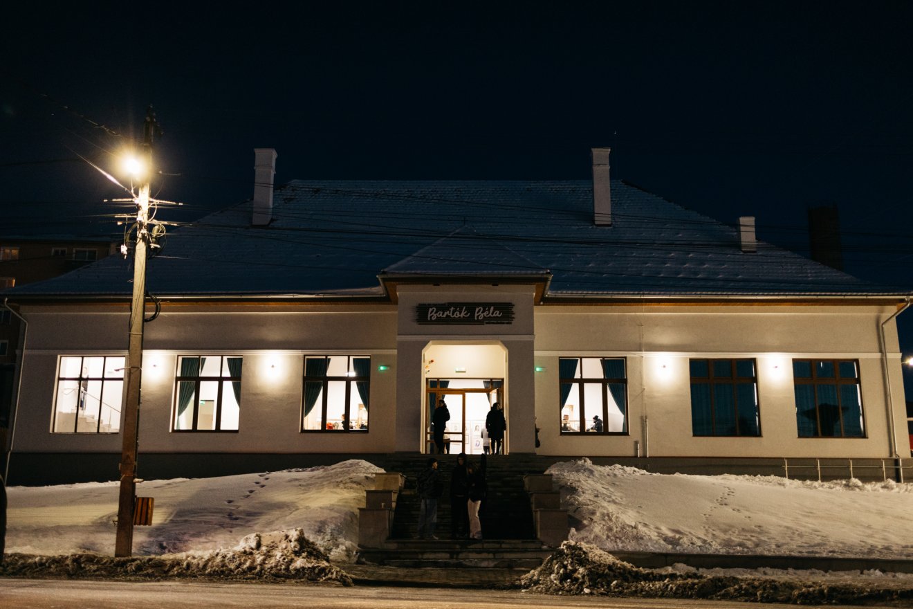 &bullet;  Fotó: Olti Angyalka