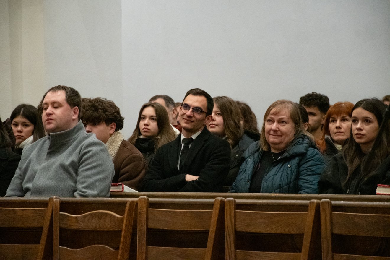 &bullet;  Fotó: László Ildikó