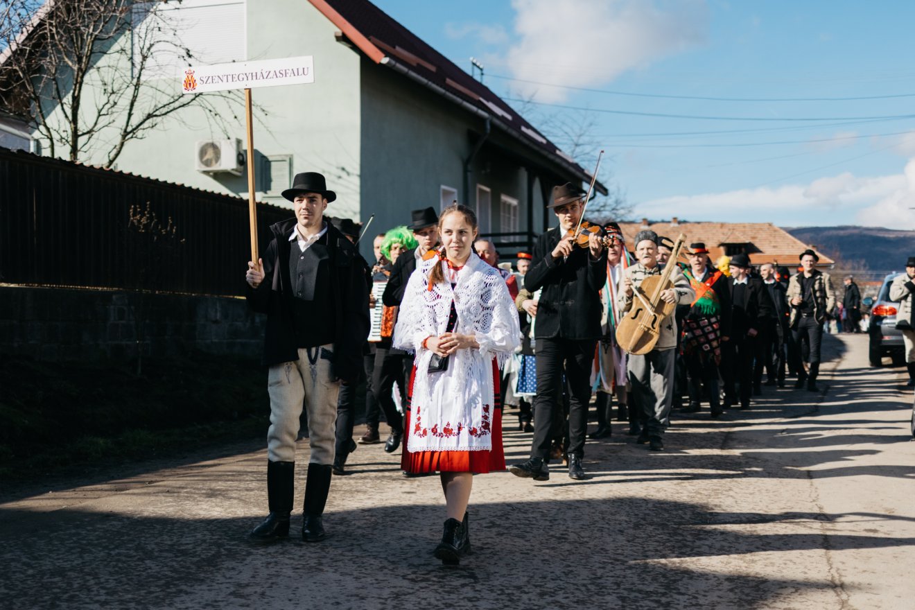 &bullet;  Fotó: Olti Angyalka