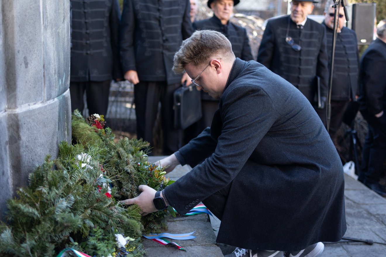 &bullet;  Fotó: Olti Angyalka