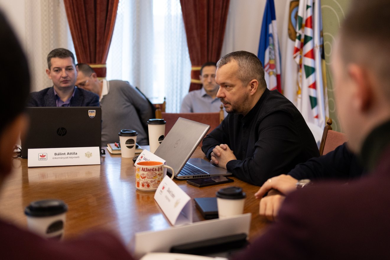 &bullet;  Fotó: Olti Angyalka