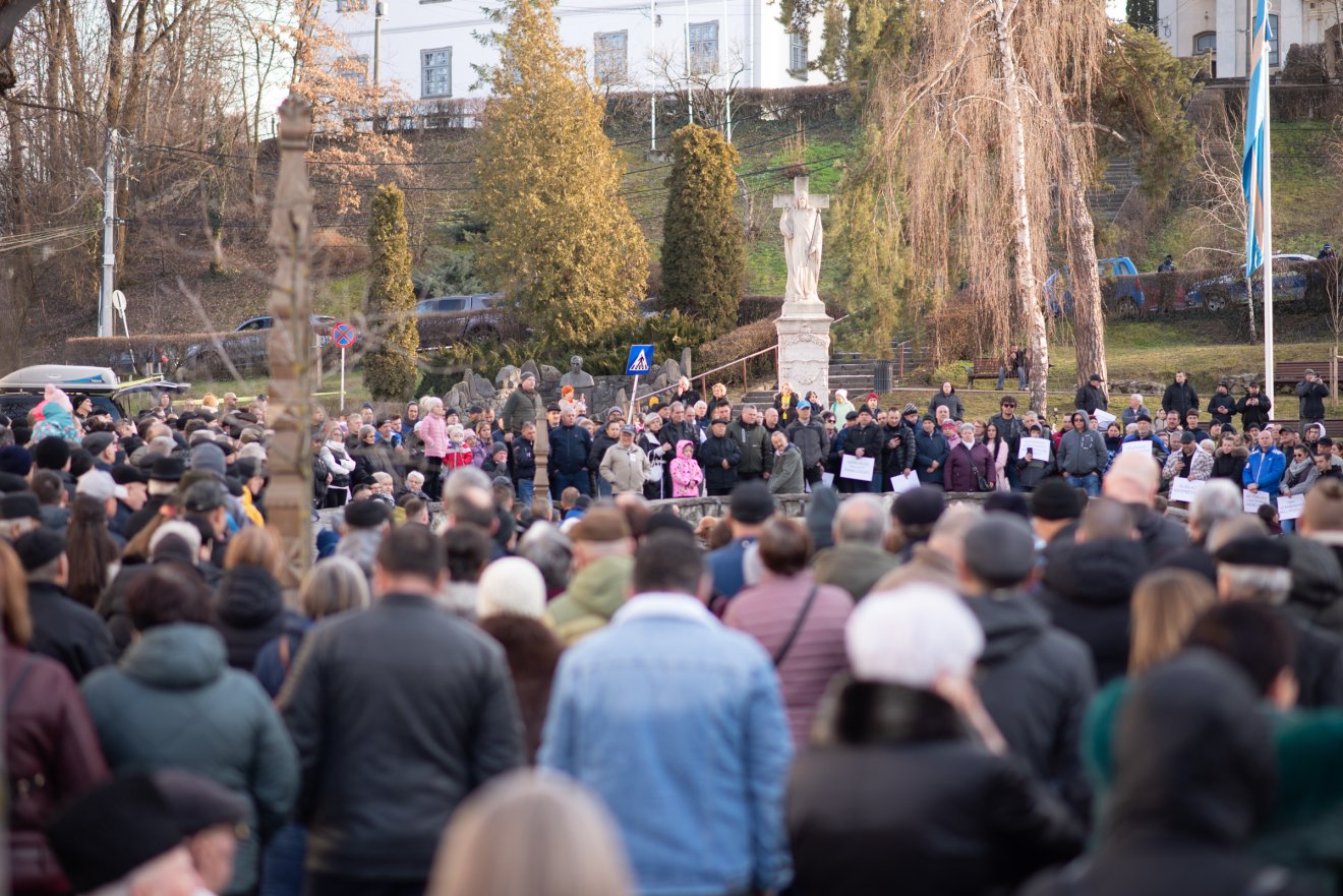 &bullet;  Fotó: Olti Angyalka