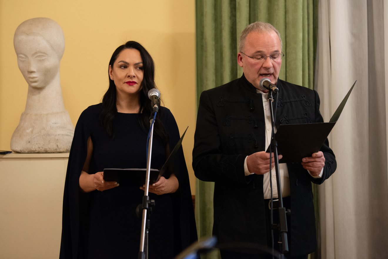 &bullet;  Fotó: Olti Angyalka