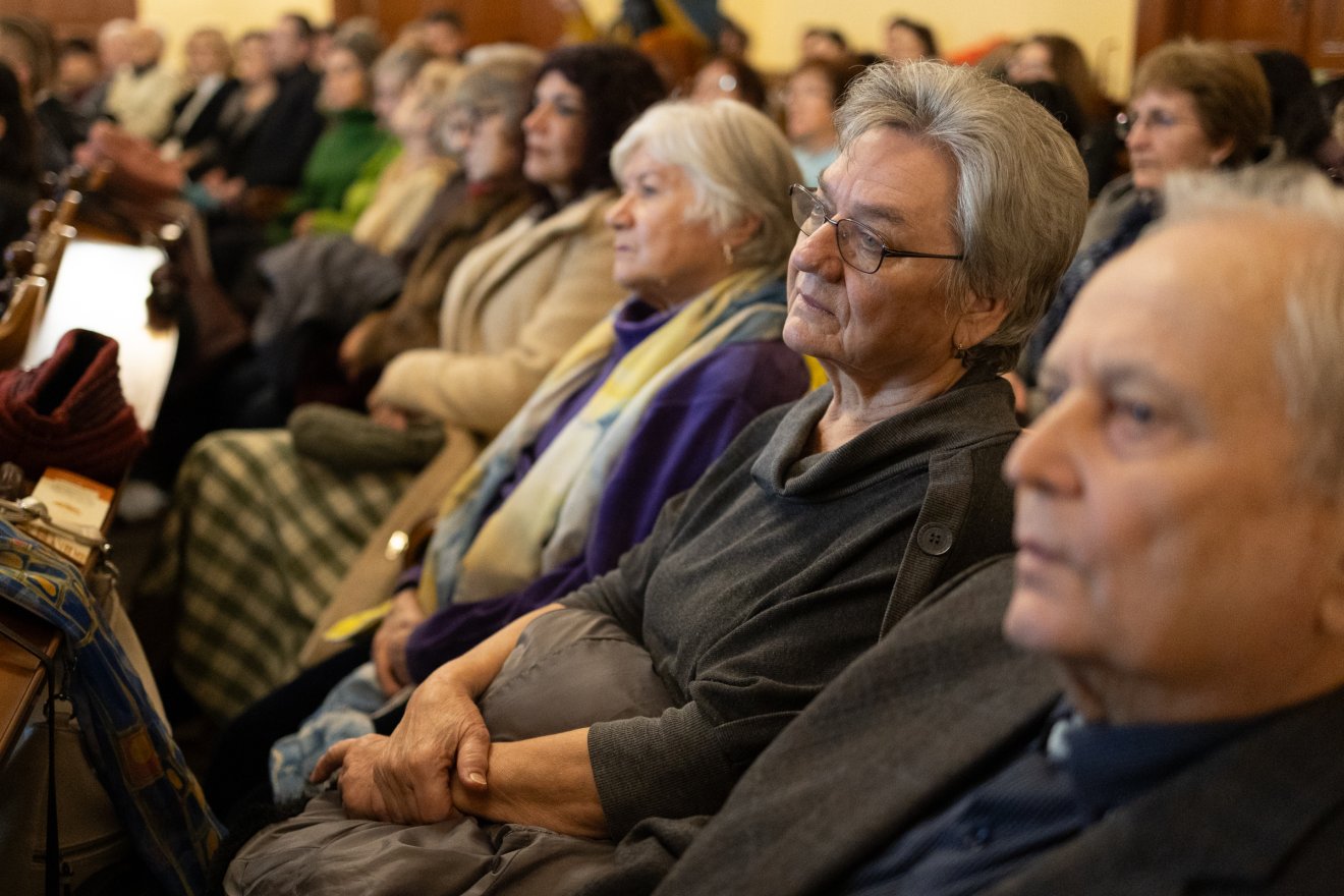 &bullet;  Fotó: Olti Angyalka