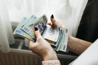 Több mint 13 milliárd lejbe kerültek a nyugdíjak 2025 decemberében