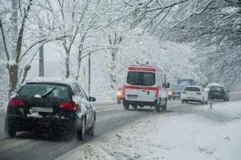 Több mint kétszáz hóekét kellett bevetni az országutakon Hargita, Kovászna és Brassó megyében