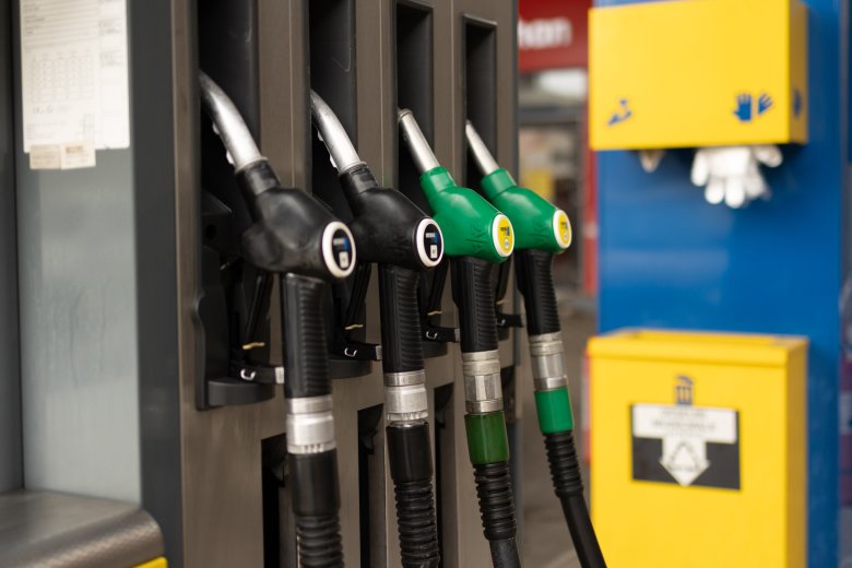 Energiaügyi miniszter: megakadályozzuk az üzemanyagárak spekulatív célú emelkedését