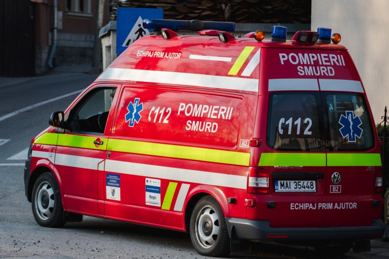 Mozgó buszból esett ki egy diáklány, bűnügyi eljárás indult az ügyben