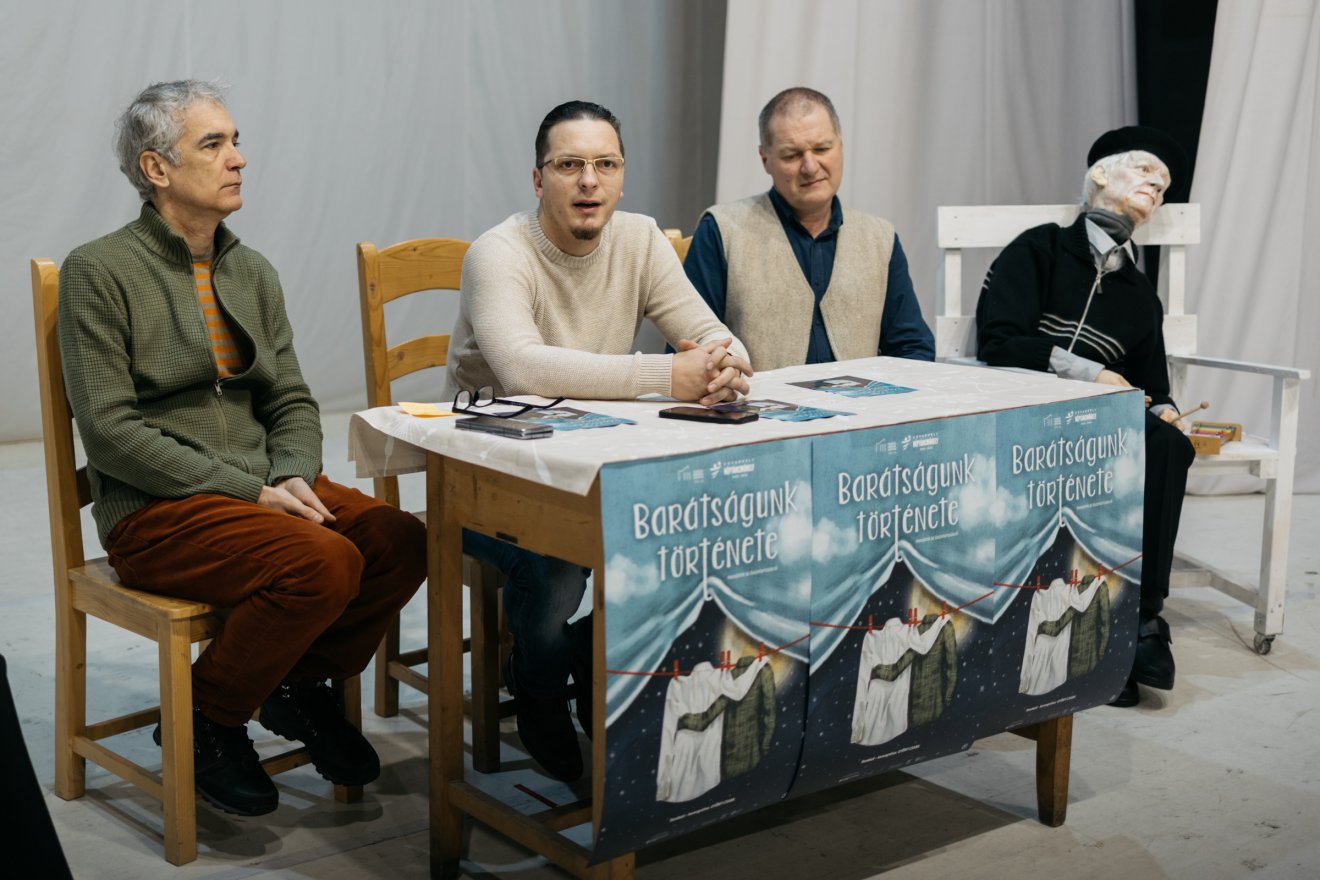 Nagy Pál színházigazgató, Györfi Csaba rendező és Orendi István, a táncműhely vezetője &bullet;  Fotó: Olti Angyalka