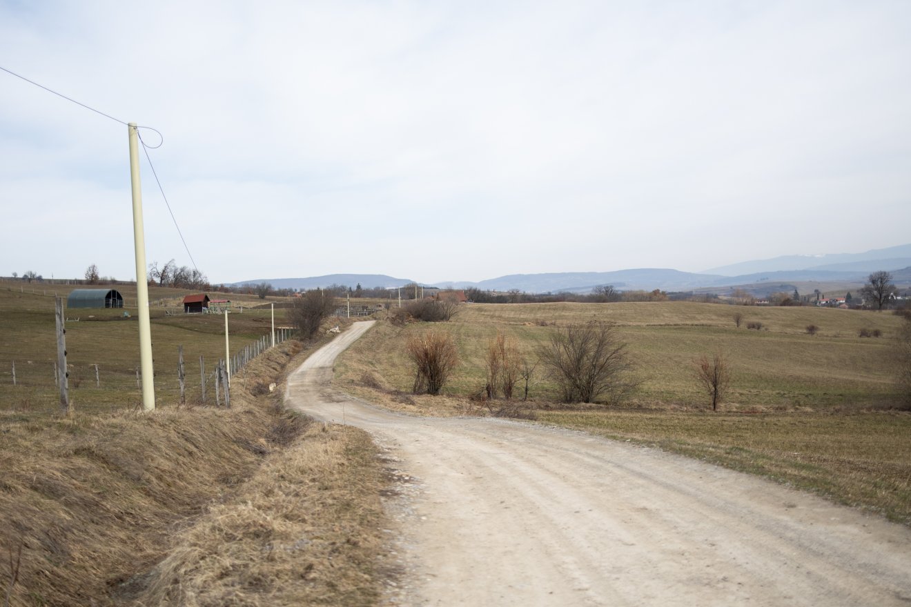 Nincs aszfalt, de jól járható az út