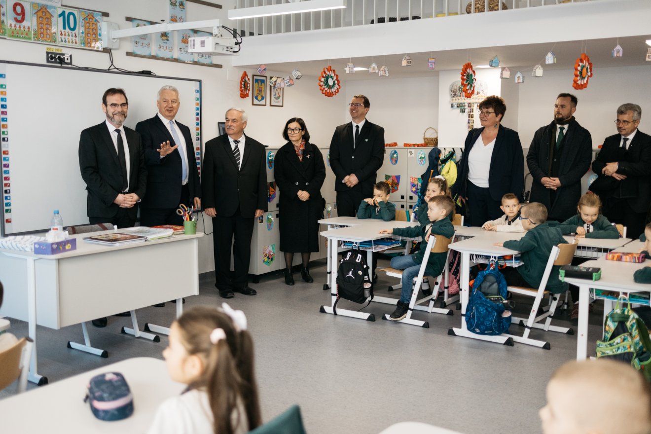 &bullet;  Fotó: Olti Angyalka