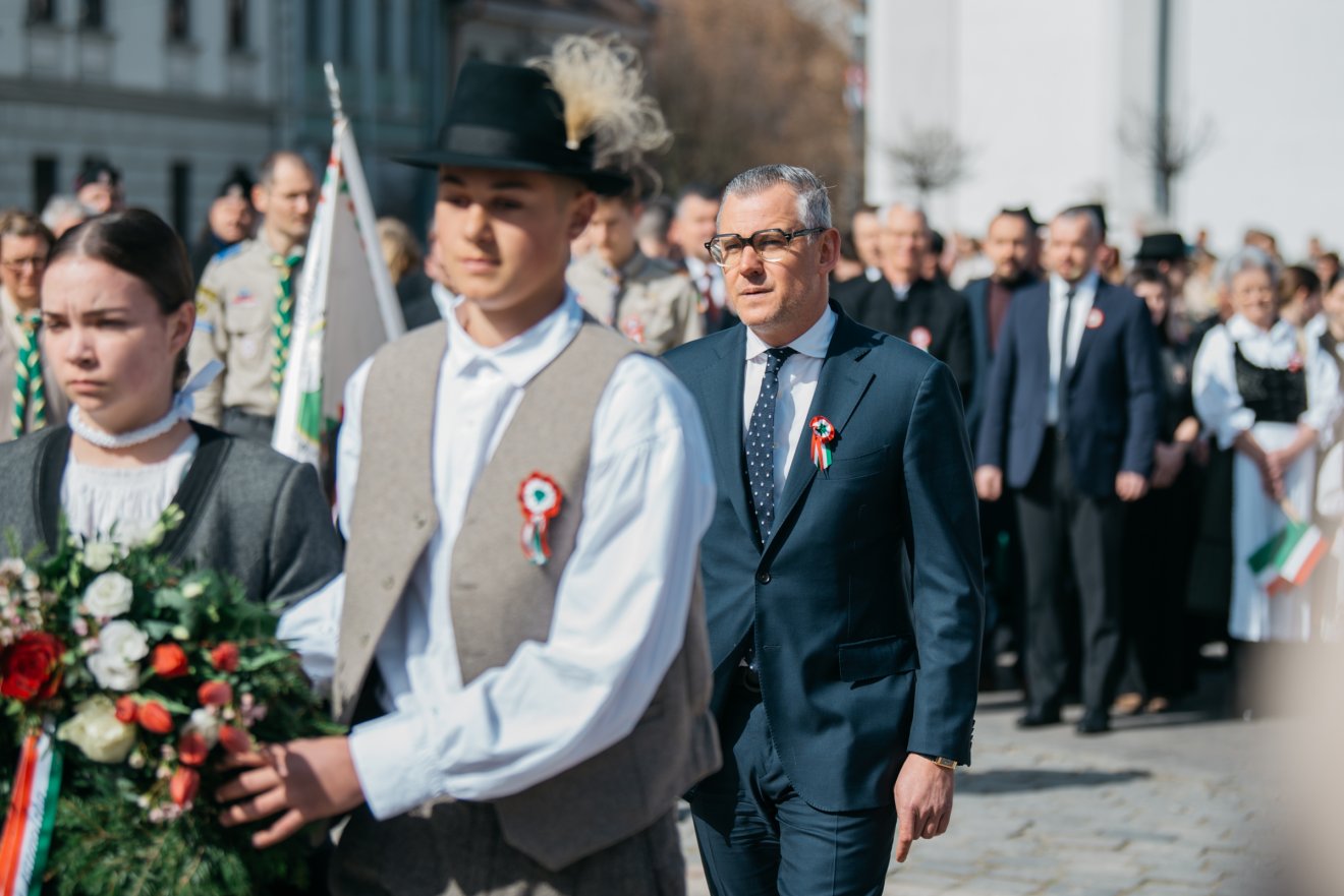 &bullet;  Fotó: Olti Angyalka