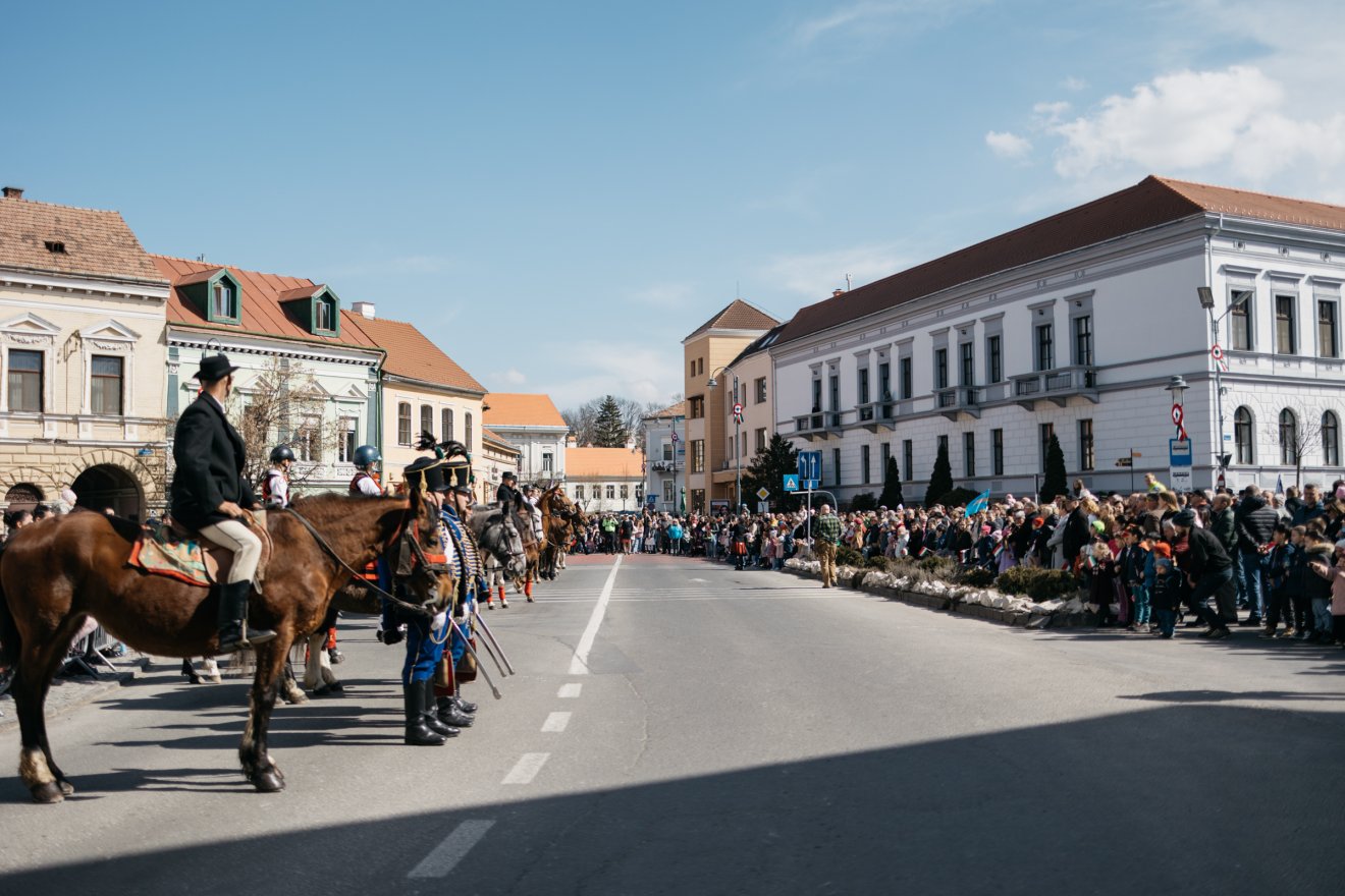 &bullet;  Fotó: Olti Angyalka