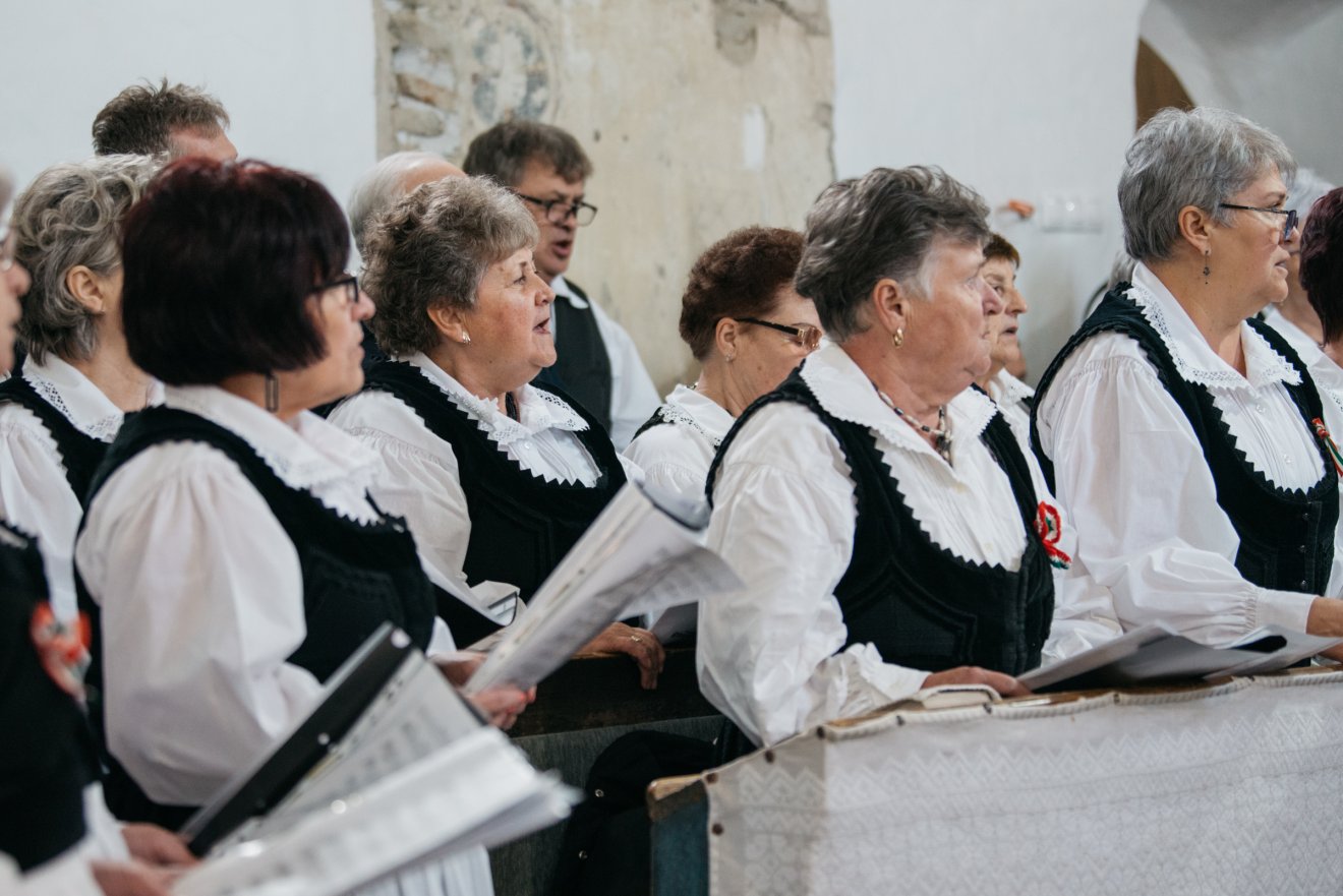 &bullet;  Fotó: Olti Angyalka