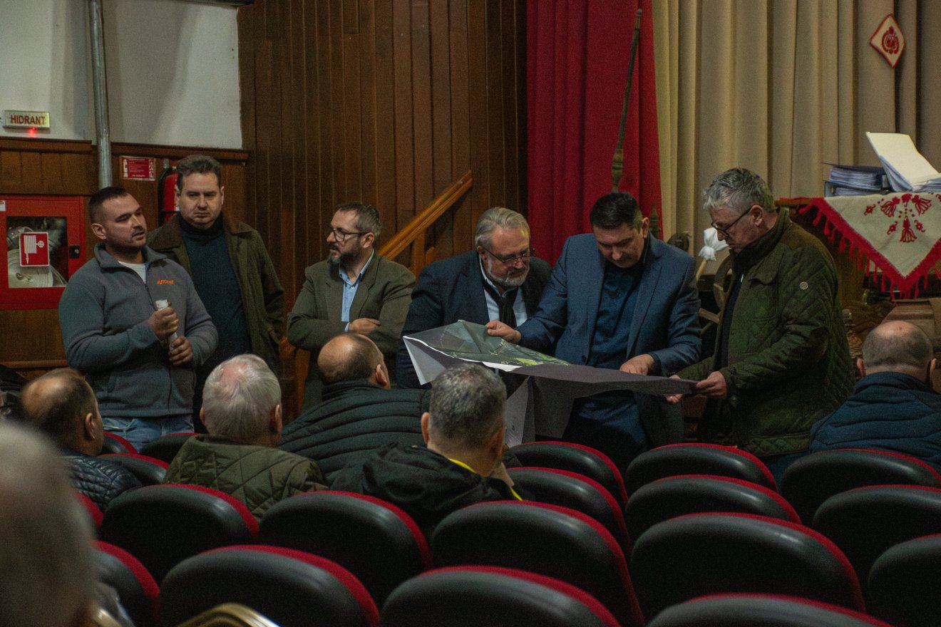 &bullet;  Fotó: László Ildikó