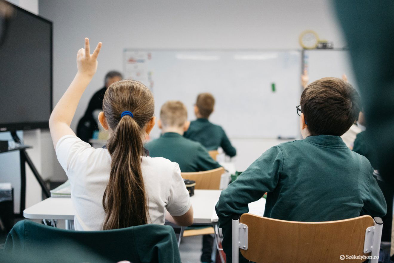 &bullet;  Fotó: Olti Angyalka