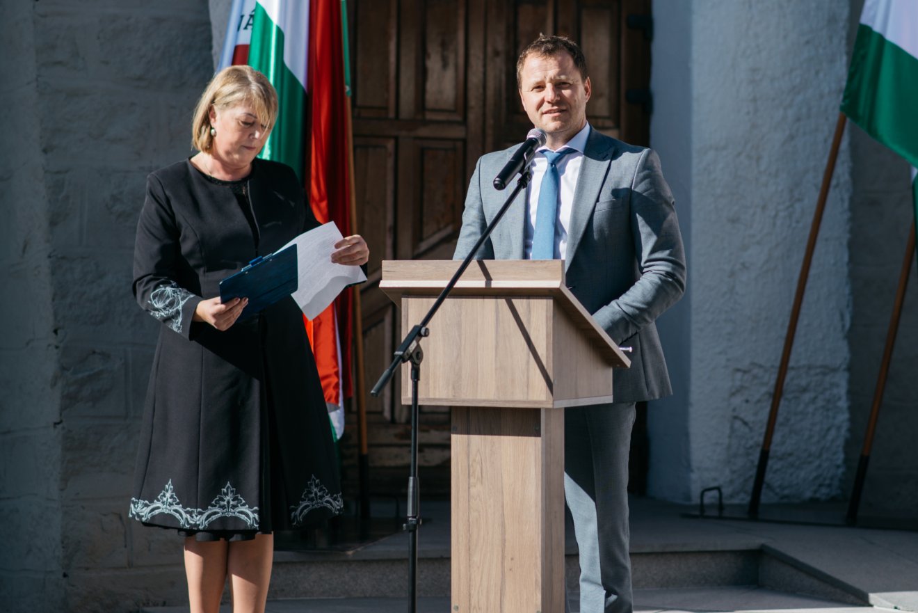 &bullet;  Fotó: Olti Angyalka