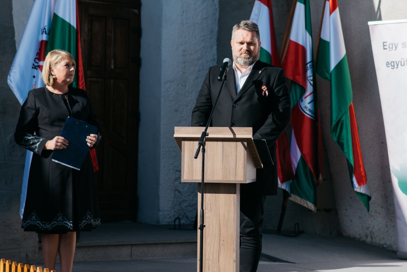 &bullet;  Fotó: Olti Angyalka