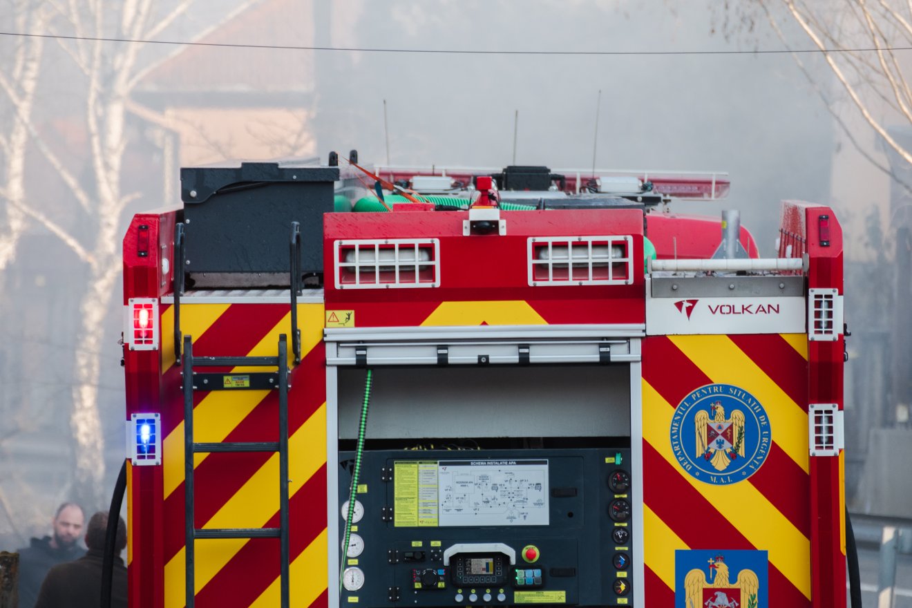 A hivatásosokat az önkéntesek is segítették. Képünk illusztráció &bullet;  Fotó: László Ildikó