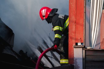 Tűz ütött ki egy koronkai vendéglátóhelyen, az alkalmazottak és vendégek kimenekültek