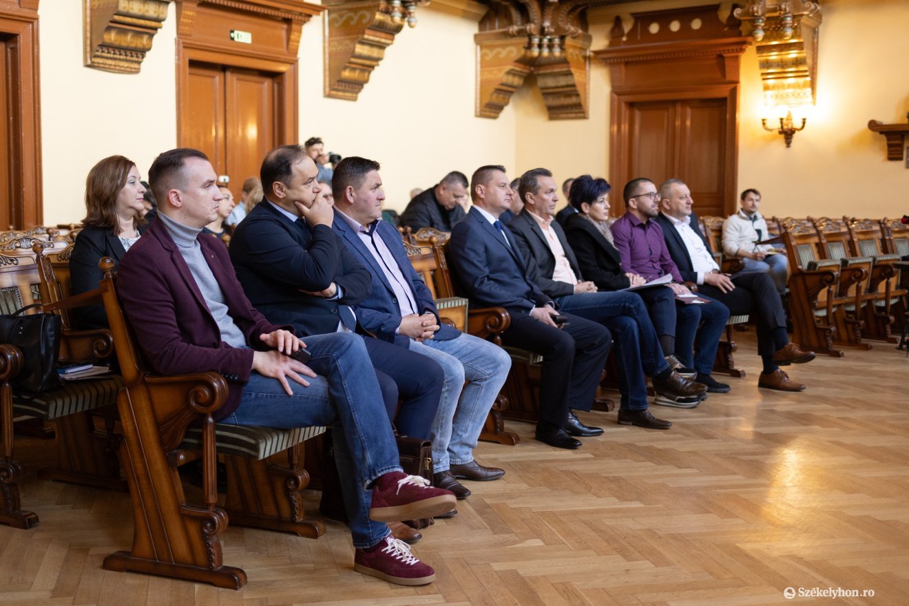 &bullet;  Fotó: Olti Angyalka