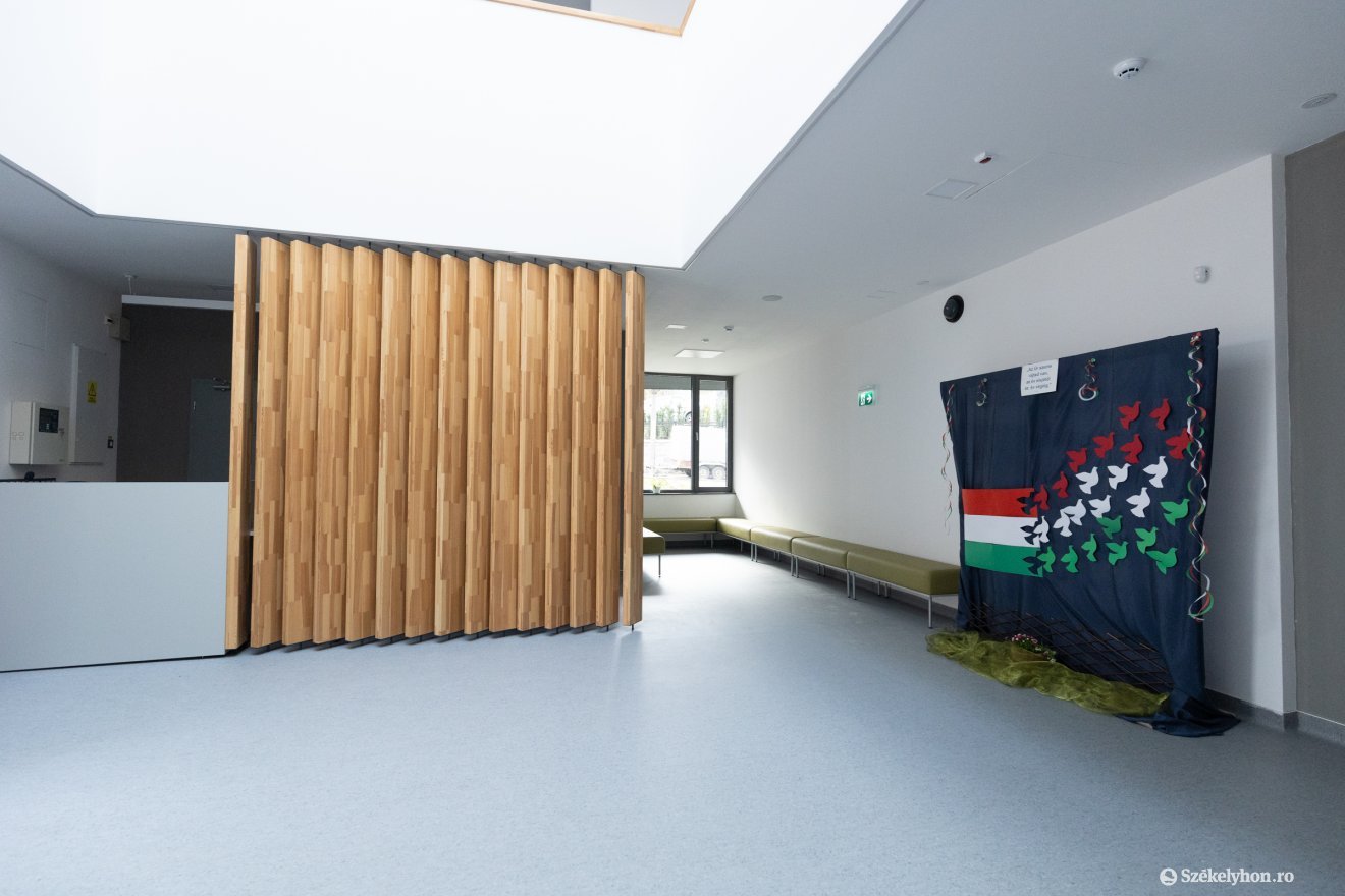 &bullet;  Fotó: Olti Angyalka