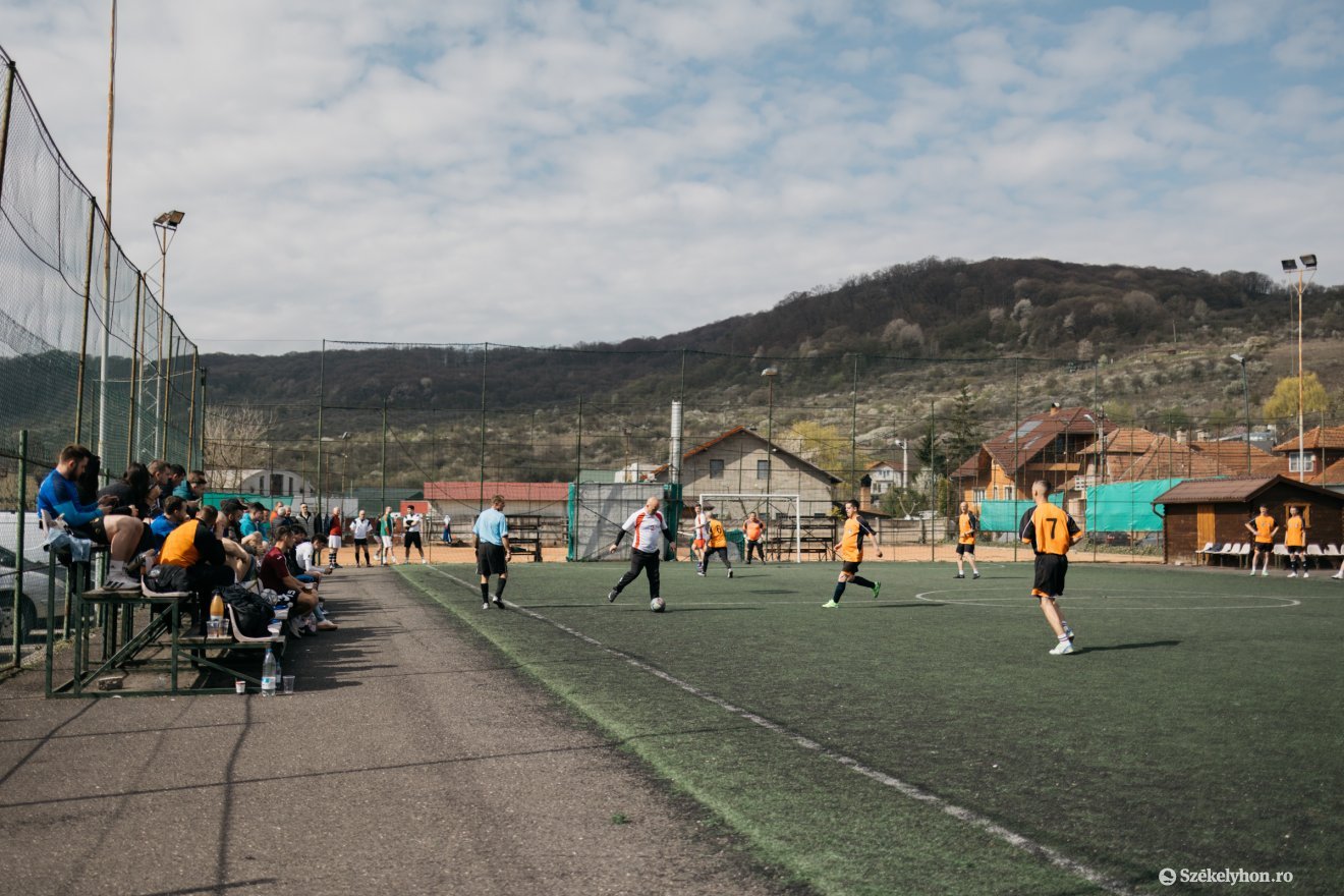 &bullet;  Fotó: Olti Angyalka