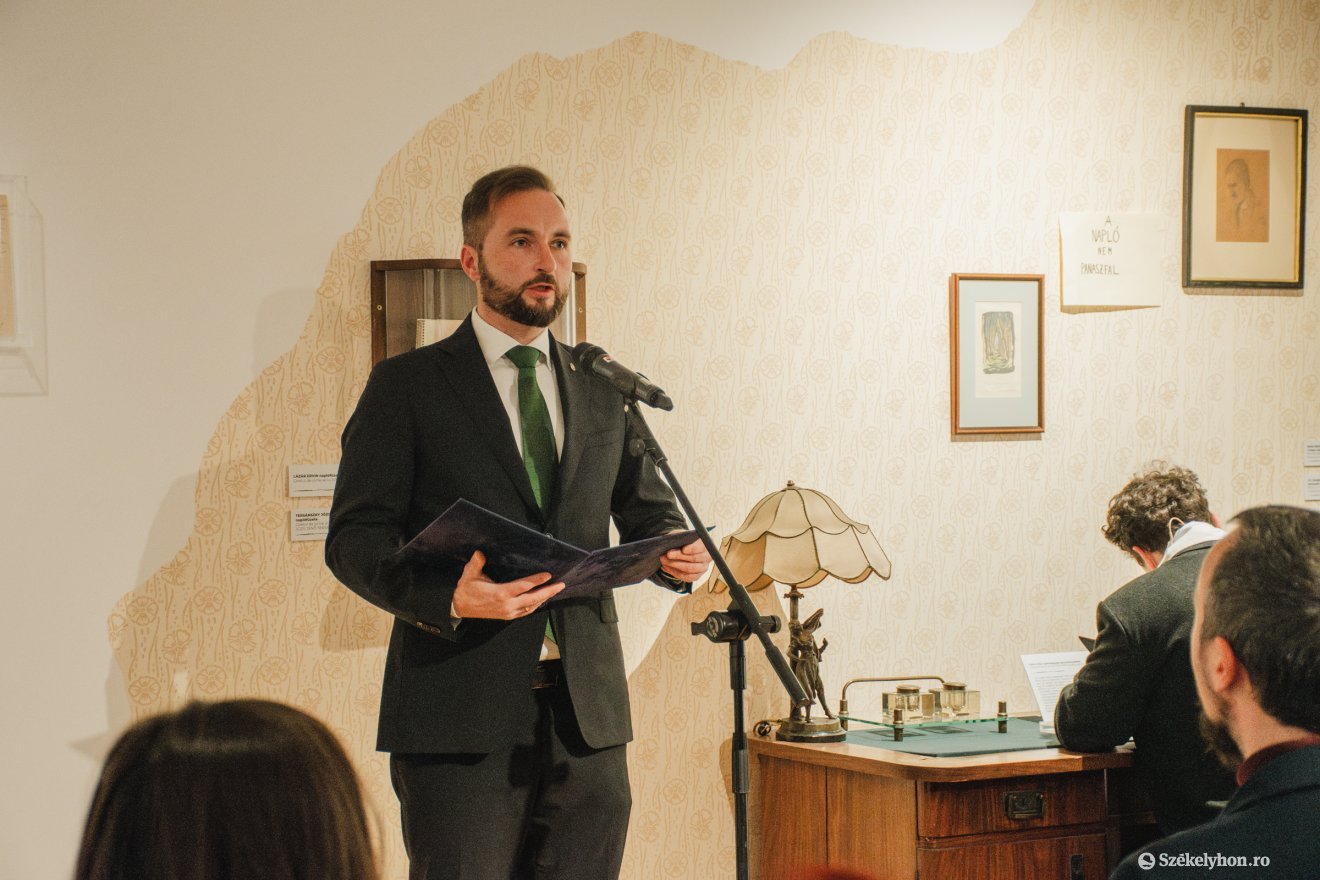 Percze László, Magyarország Csíkszeredai Főkonzulátusának konzulja &bullet;  Fotó: László Ildikó