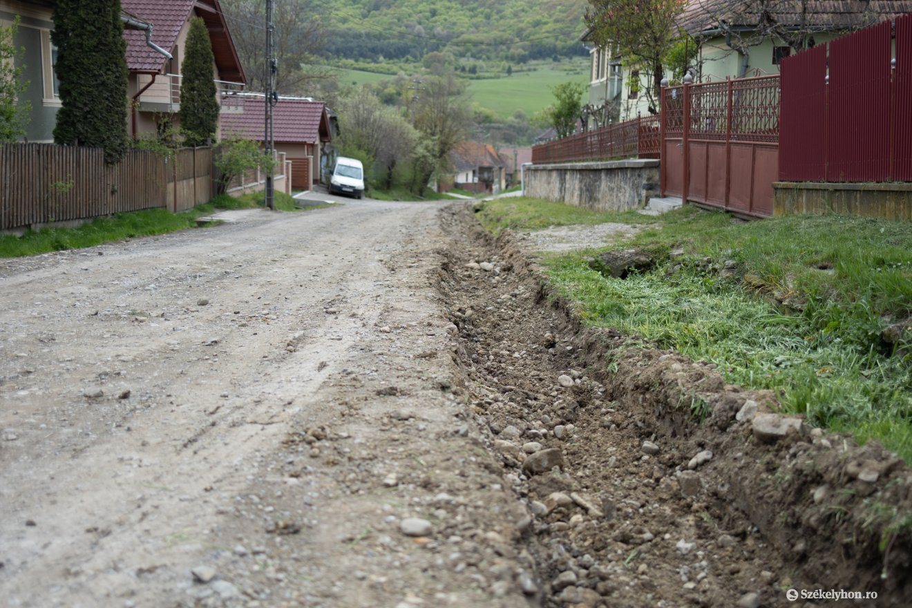 &bullet;  Fotó: Olti Angyalka