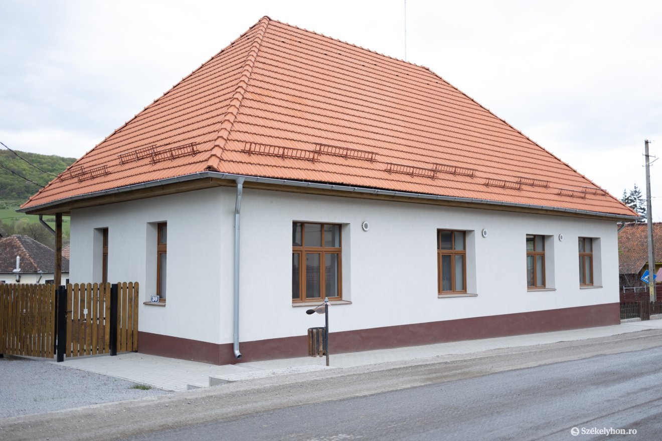 &bullet;  Fotó: Olti Angyalka