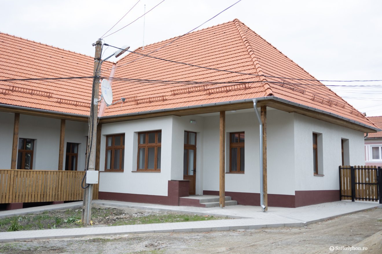 &bullet;  Fotó: Olti Angyalka