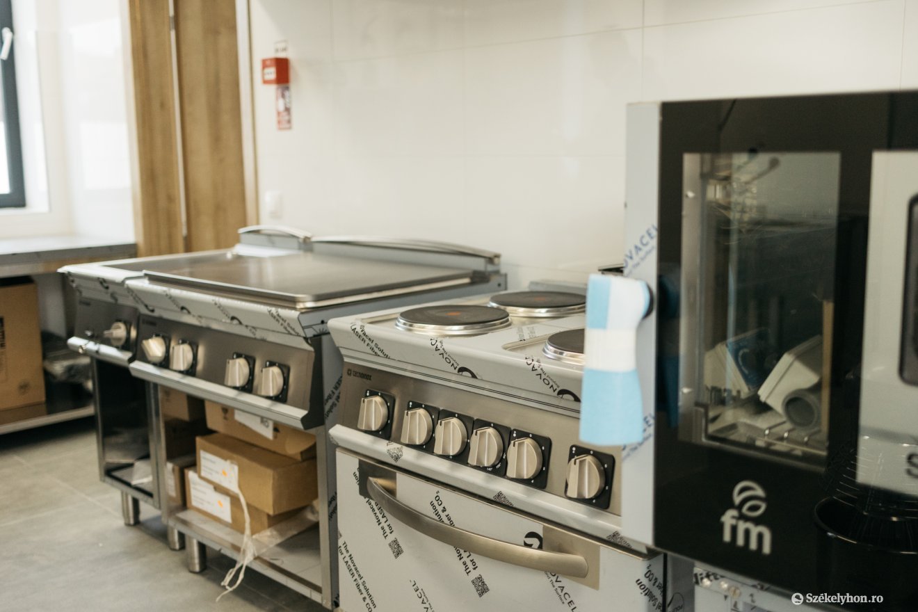 &bullet;  Fotó: Olti Angyalka