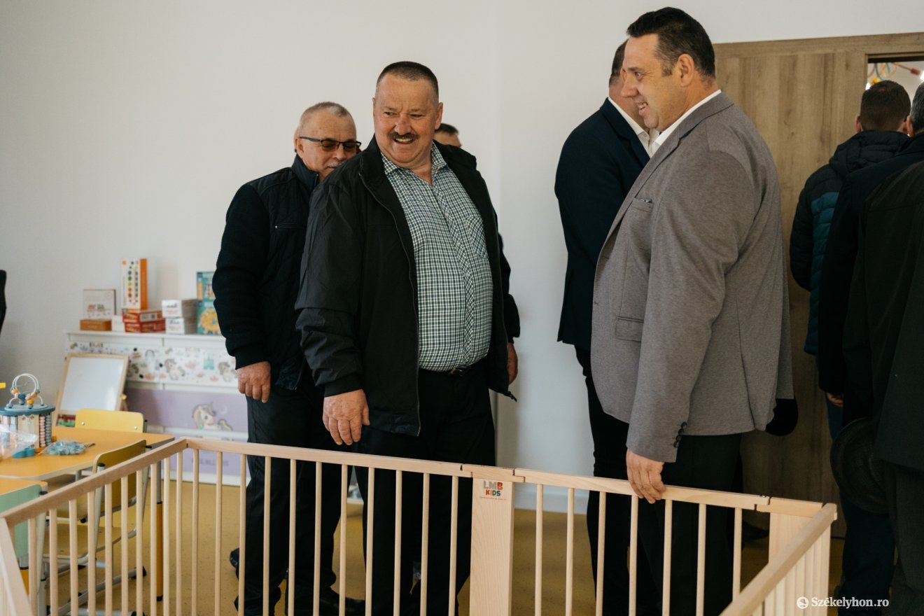 &bullet;  Fotó: Olti Angyalka