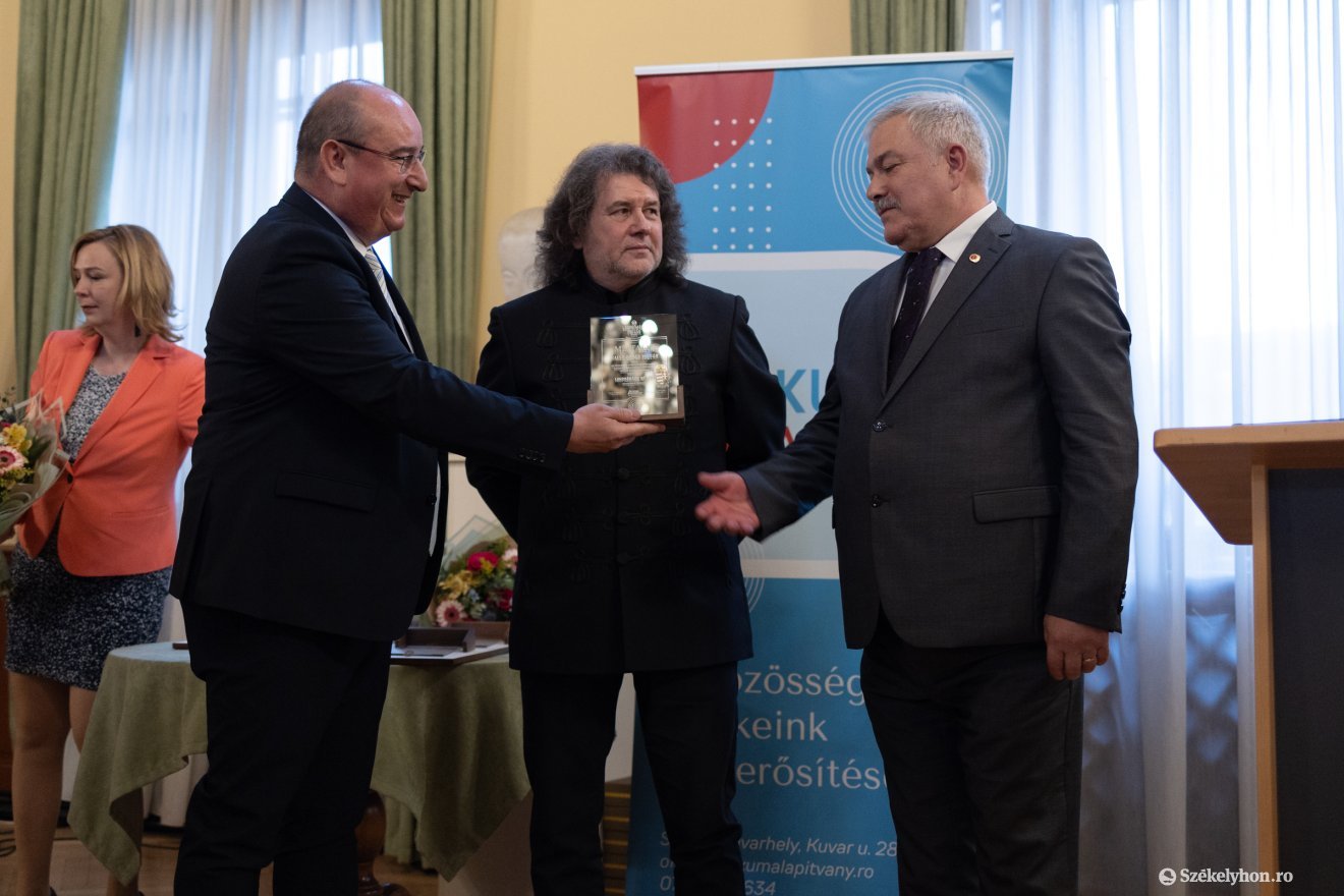 &bullet;  Fotó: Olti Angyalka