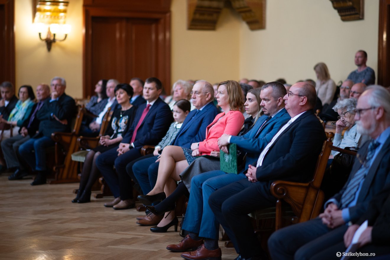 &bullet;  Fotó: Olti Angyalka