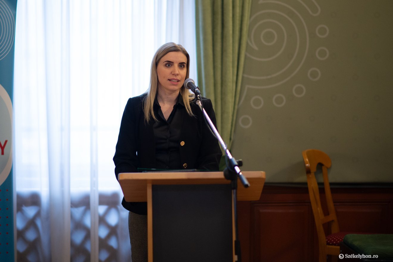 &bullet;  Fotó: Olti Angyalka