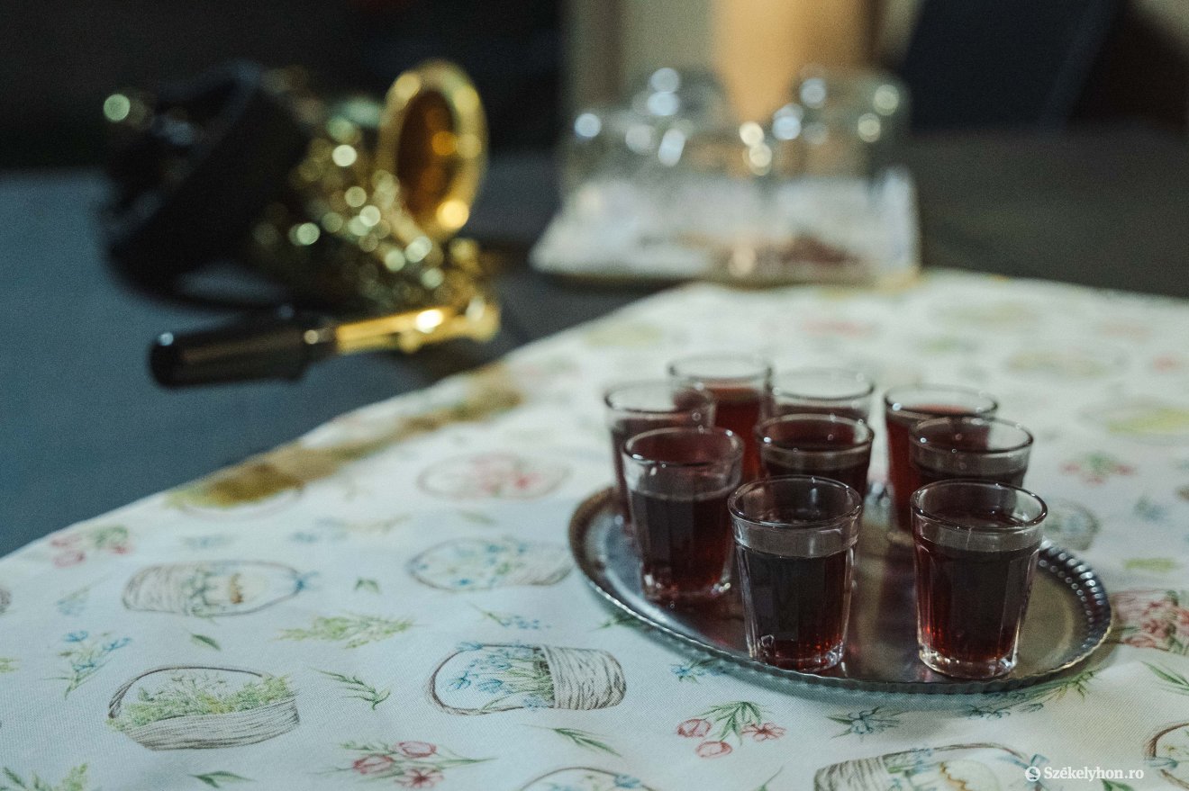 &bullet;  Fotó: László Ildikó