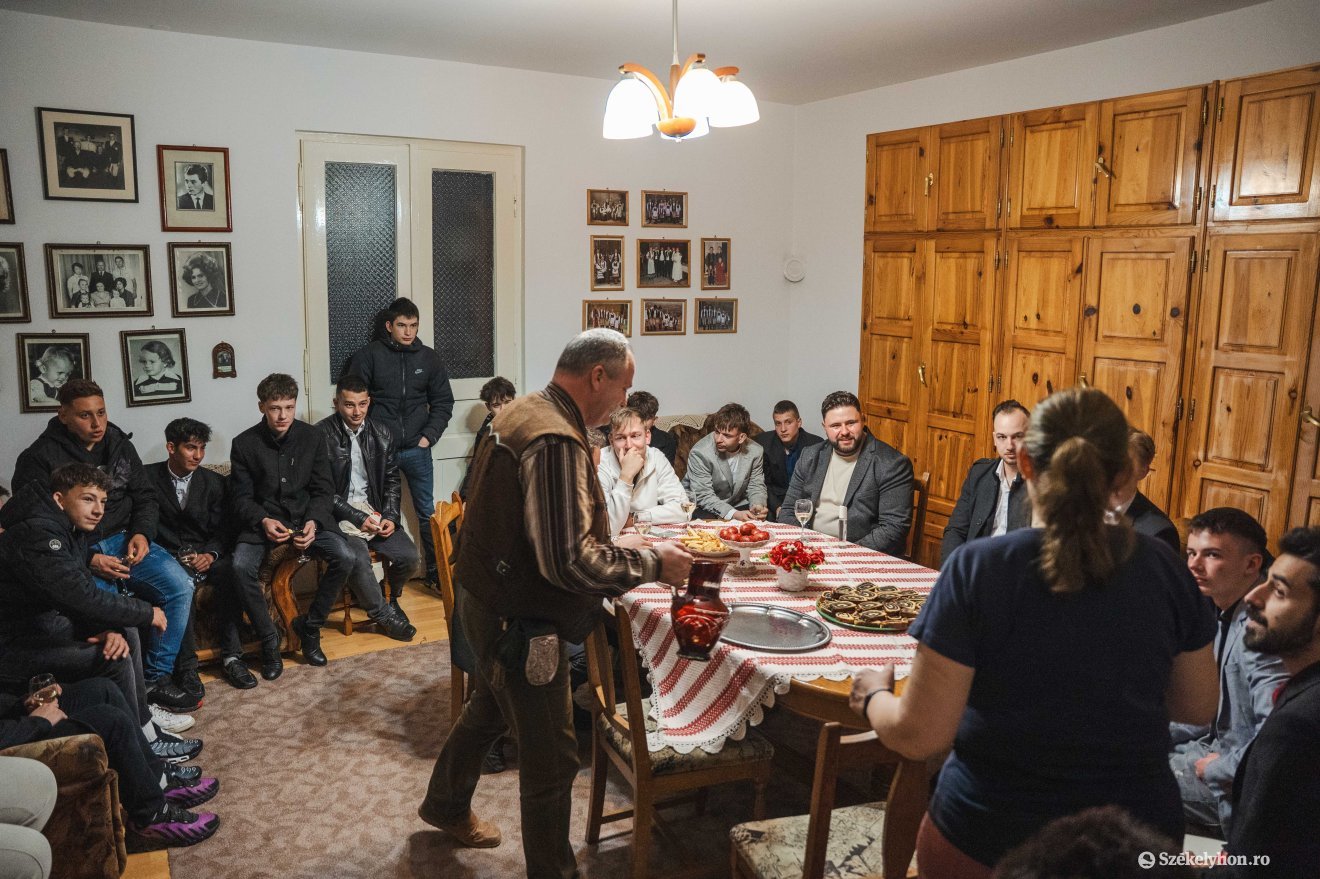 &bullet;  Fotó: László Ildikó