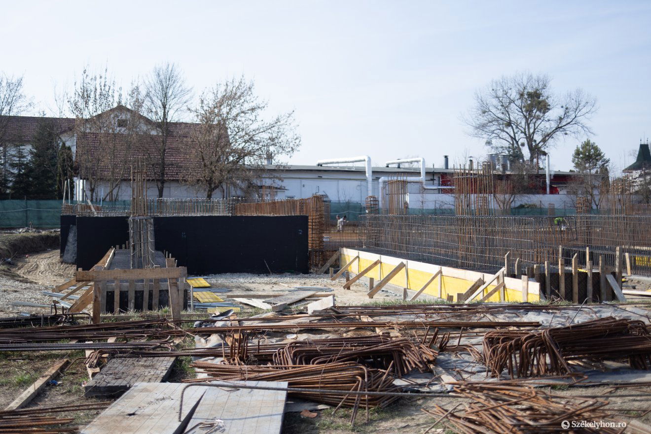 &bullet;  Fotó: Olti Angyalka