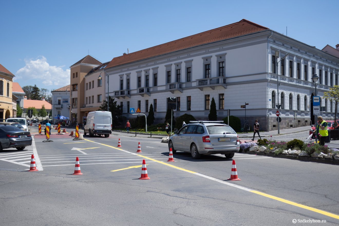 &bullet;  Fotó: Olti Angyalka