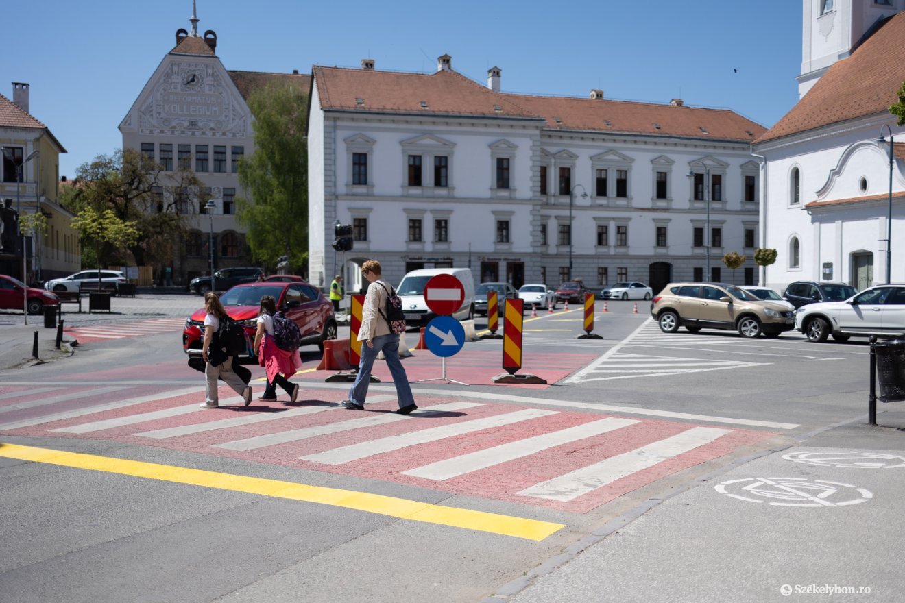 &bullet;  Fotó: Olti Angyalka