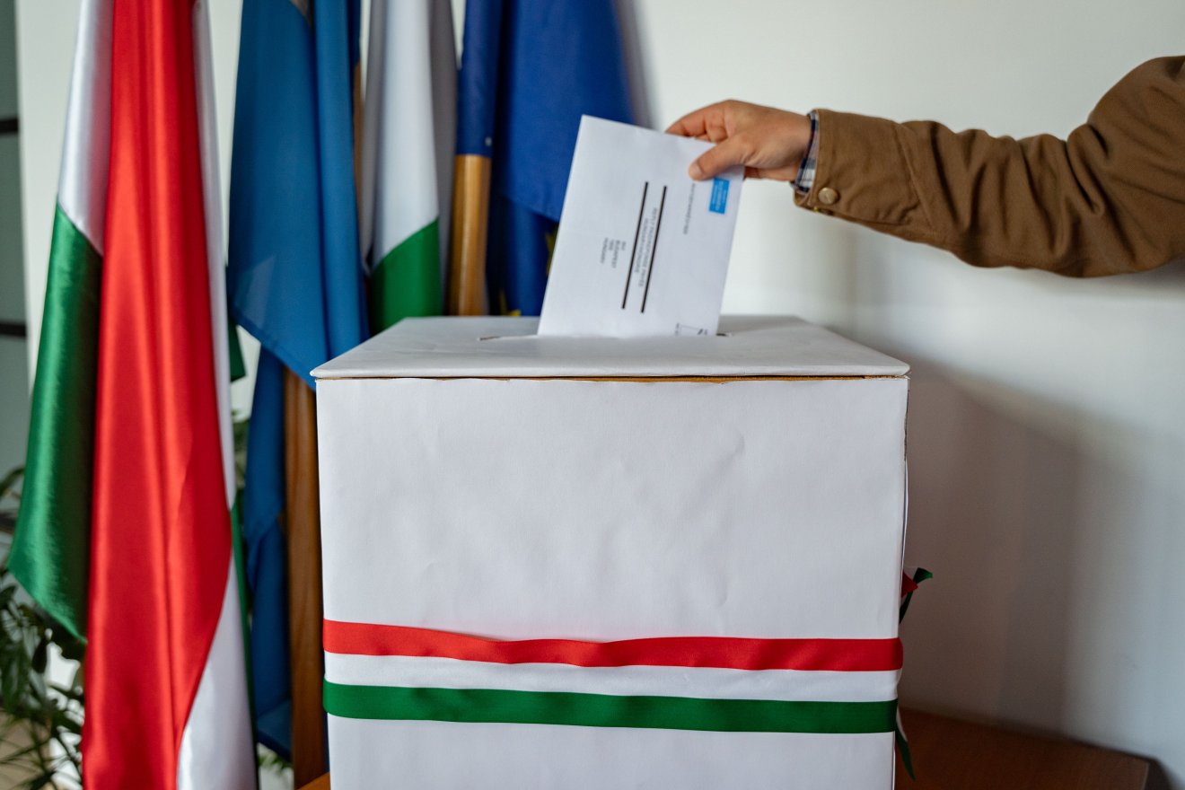 Az erdélyi magyarok egy részét nem akarjuk lecserélni, ugye?