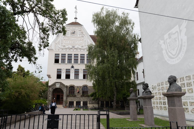 Vakolatomlás: nem elégednek meg az elsődleges magyarázattal