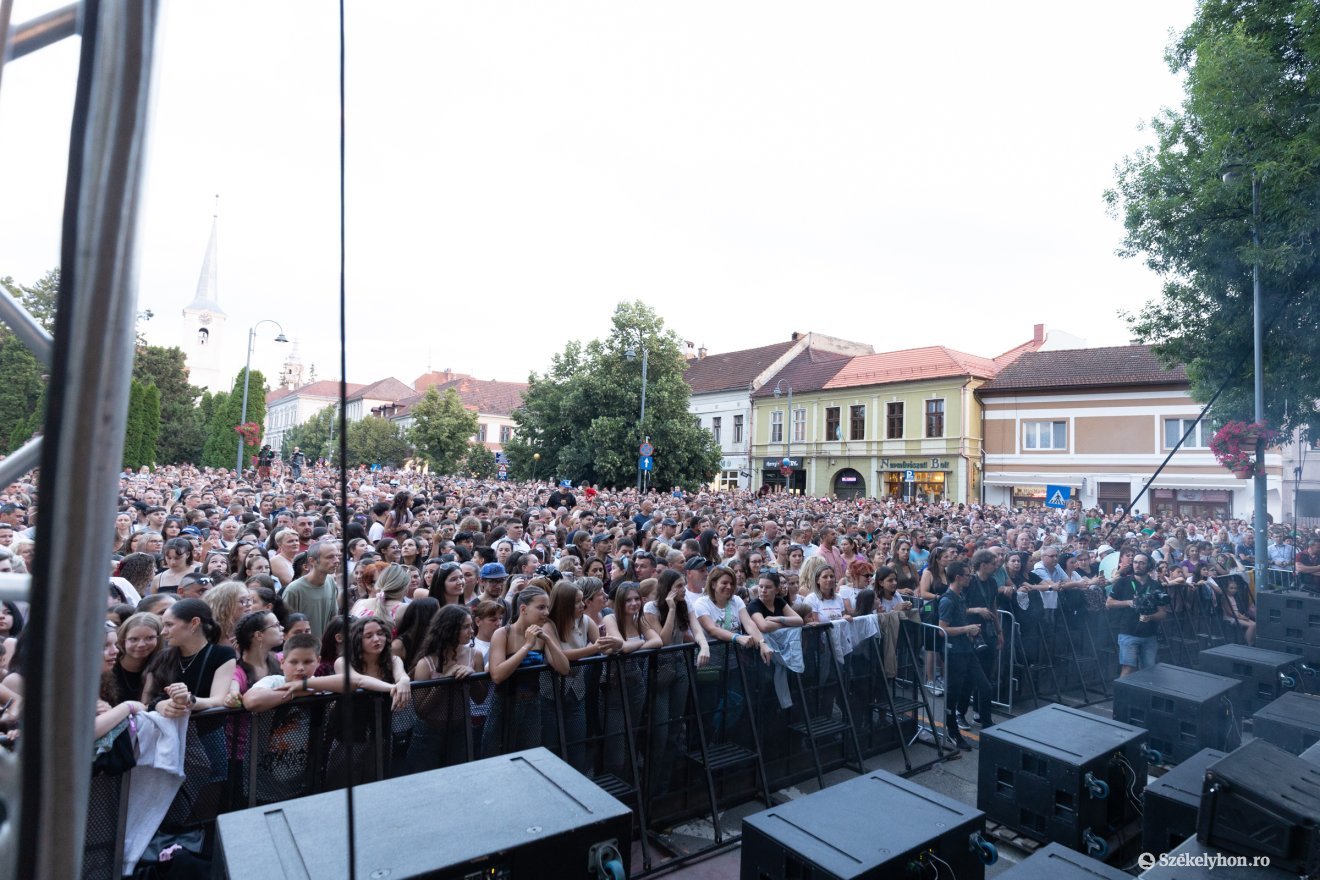&bullet;  Fotó: olti angyalka