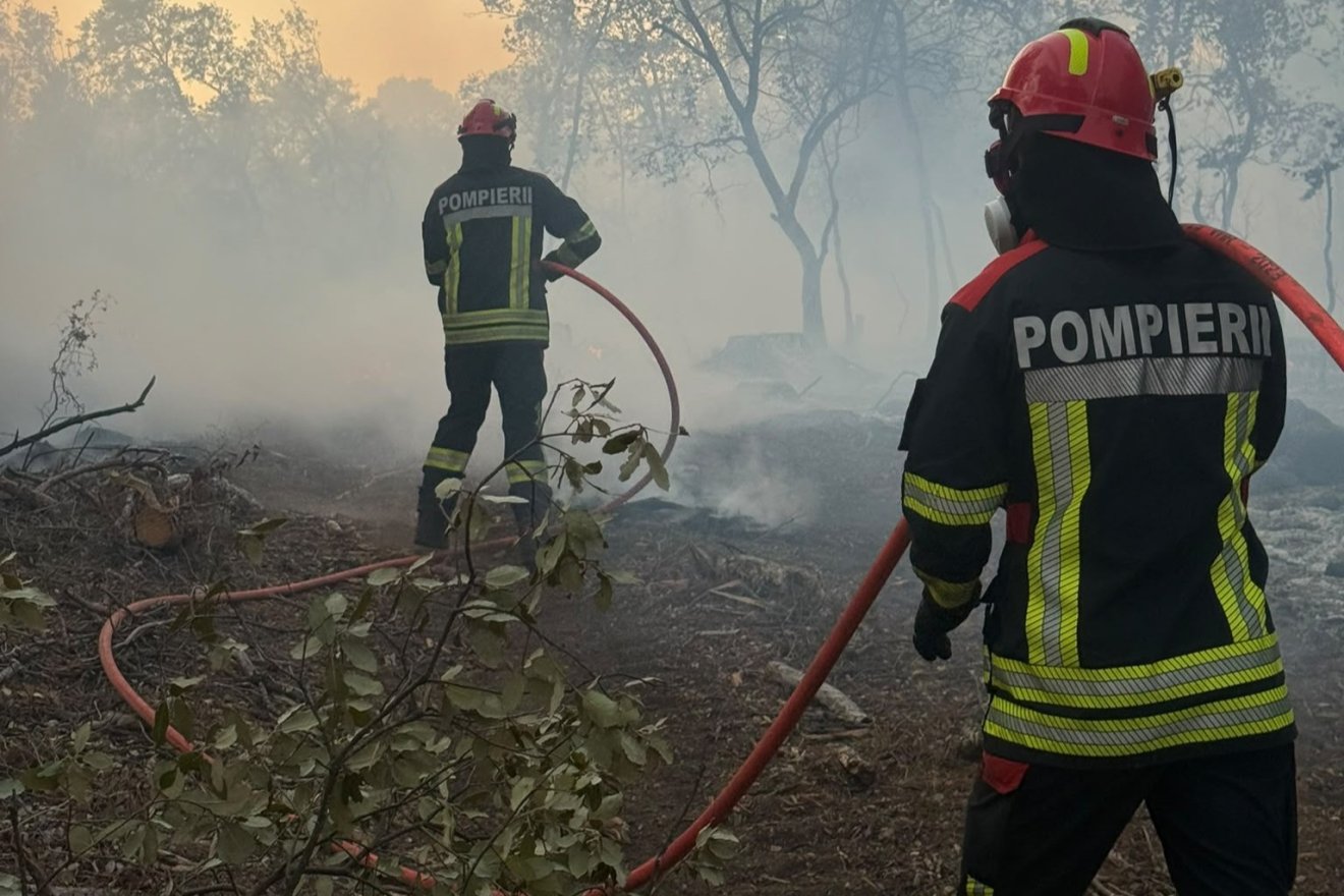 &bullet;  Fotó: Országos Katasztrófavédelmi Felügyelőség