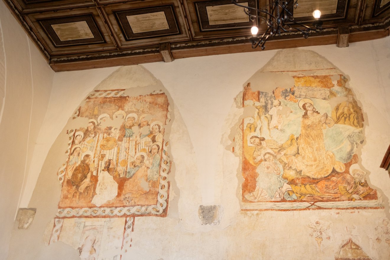 Több száz évre tekinthet vissza a múltba, aki belép a felújított agyagfalvi templomba