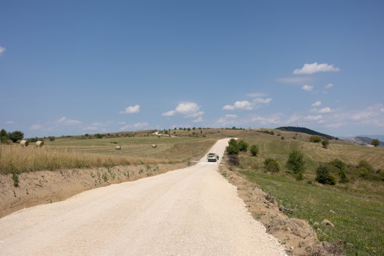 Gazdáknak és turistáknak is fontosak a homoródalmási utak